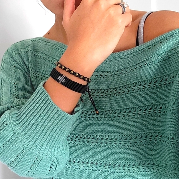 Handmade set of 2 bracelets, Friendship waterproof macrame bracelet. - Picture 8 of 10